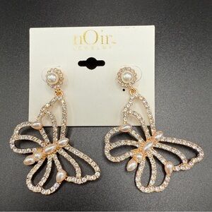 NOIR JEWELRY - Butterfly & Pearl Earrings